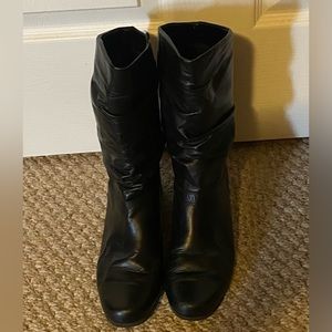 Liz & Co. Moto boots 6 1/2